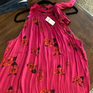 Brand new with tags Banana Republic blouse size Large